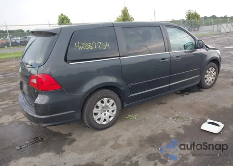 2012 Volkswagen Routan S from USA, damaged, VIN 2C4RVAAG8CR353834